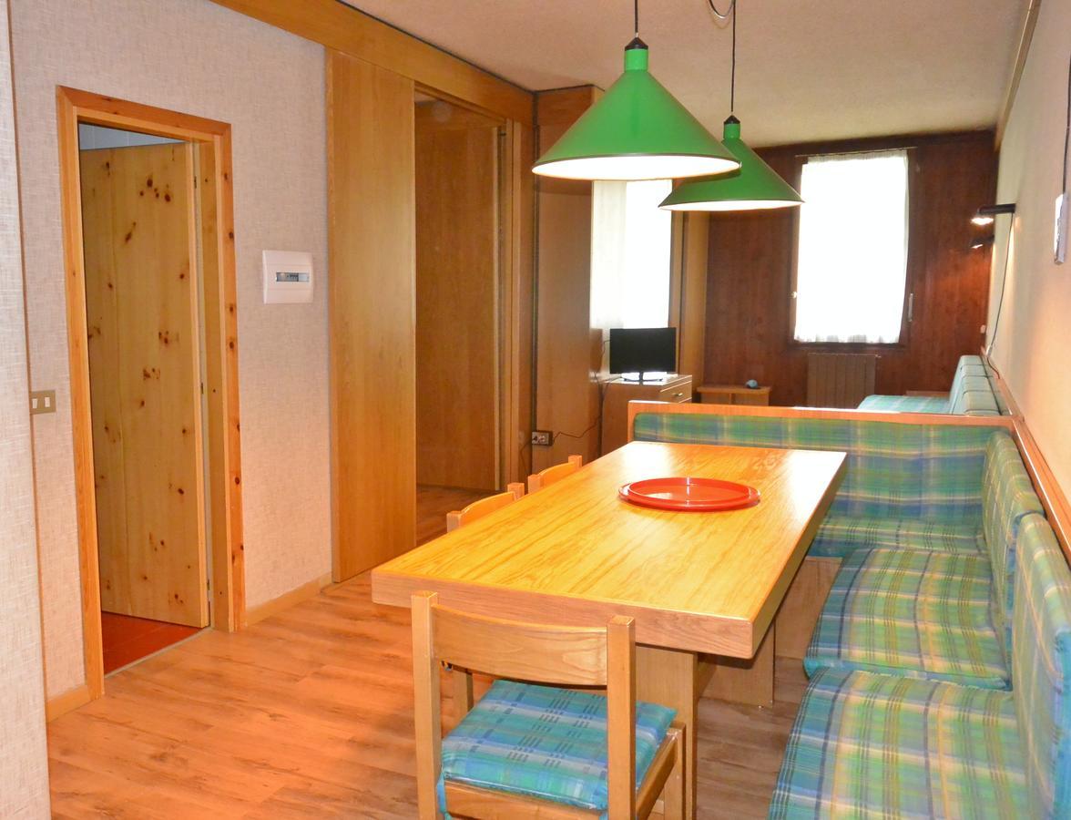 Appartamenti La Maison De Vacances ブレウイル・チェルヴィナイア エクステリア 写真
