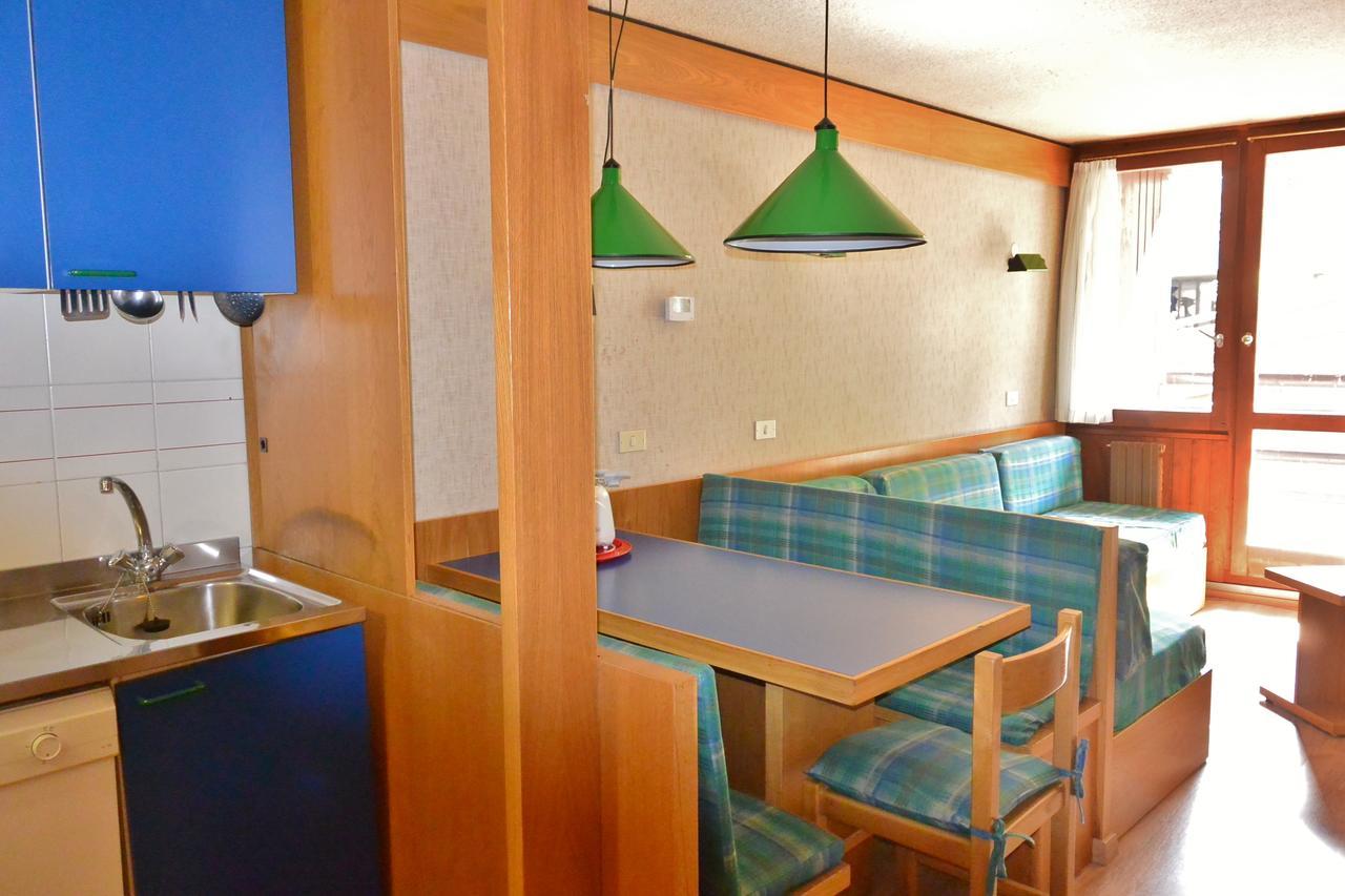 Appartamenti La Maison De Vacances ブレウイル・チェルヴィナイア エクステリア 写真